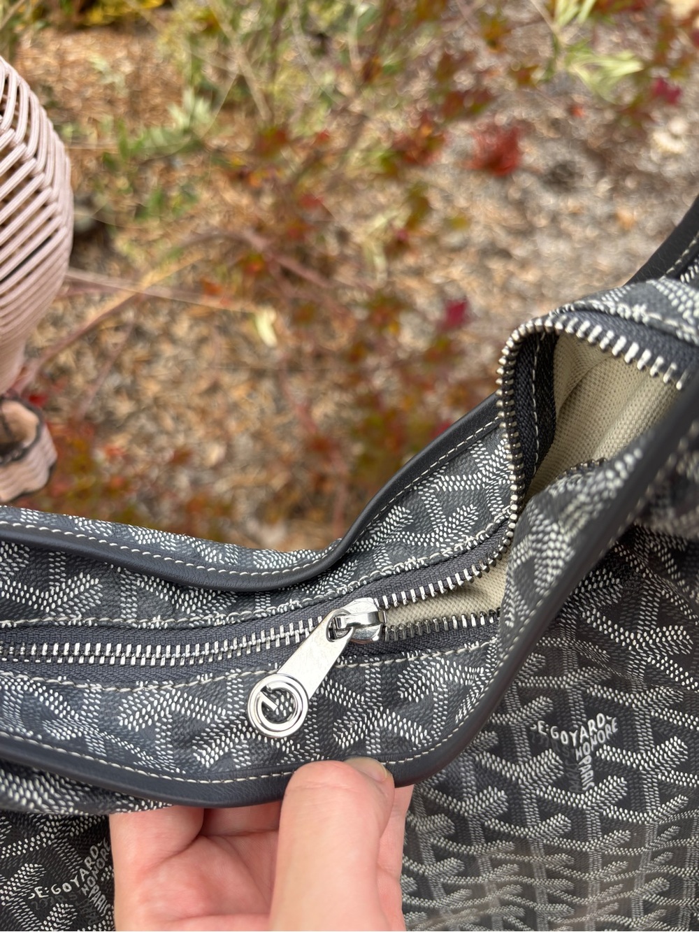 Goyard Grey Monogram Hobo Tote - Picture 3 of 9